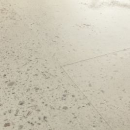 ПВХ-ПЛИТКА Quick-Step ILLUME Бетон устричный AVMTU40275